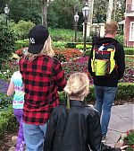 Filename=ELBR018.jpg
Filesize=123KiB
Dimensions=1280x720
Date added=Feb 09, 2018 ELBR018.jpg