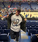 Filename=elizabethlail__2025-12-07T145900_000Z_6.jpg
Filesize=492KiB
Dimensions=1440x1440
Date added=Dec 10, 2025 elizabethlail__2025-12-07T145900_000Z_6.jpg